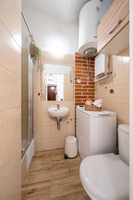 St. Miasto Studio Krakow Ngoại thất bức ảnh